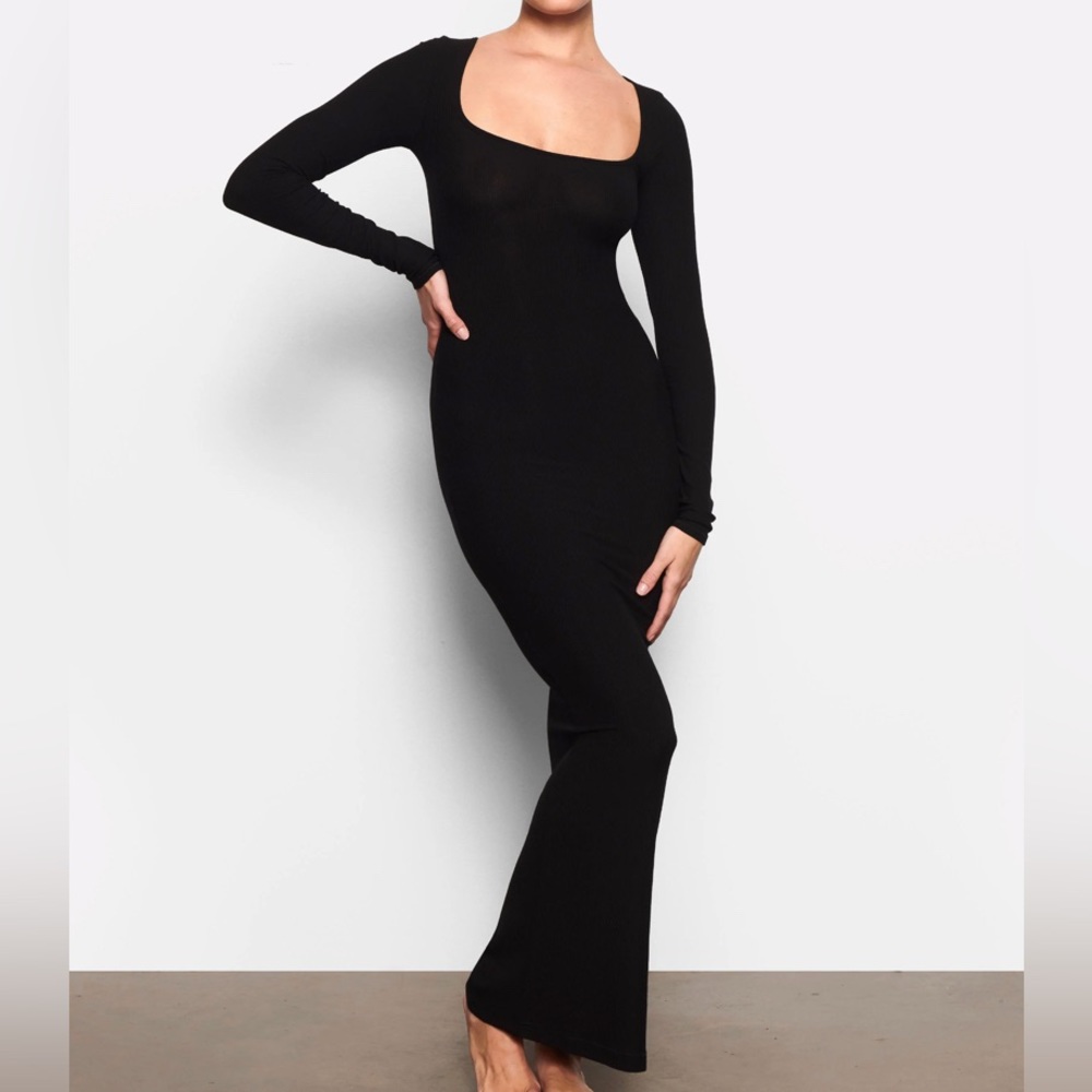 Skims Soft Lounge Long Sleeve Dress, size large, black
